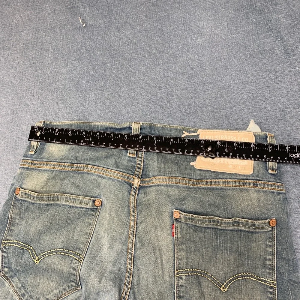 Levi's 514 Jeans Mens 34x32 Blue Whiskering Denim Cotton Stretch Distressed